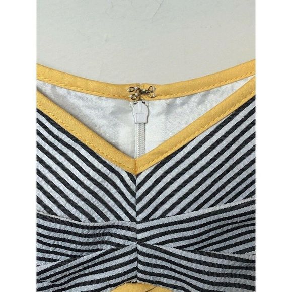 NEW London Times 8 P Seersucker Dress Gray Yellow - Picture 3 of 8